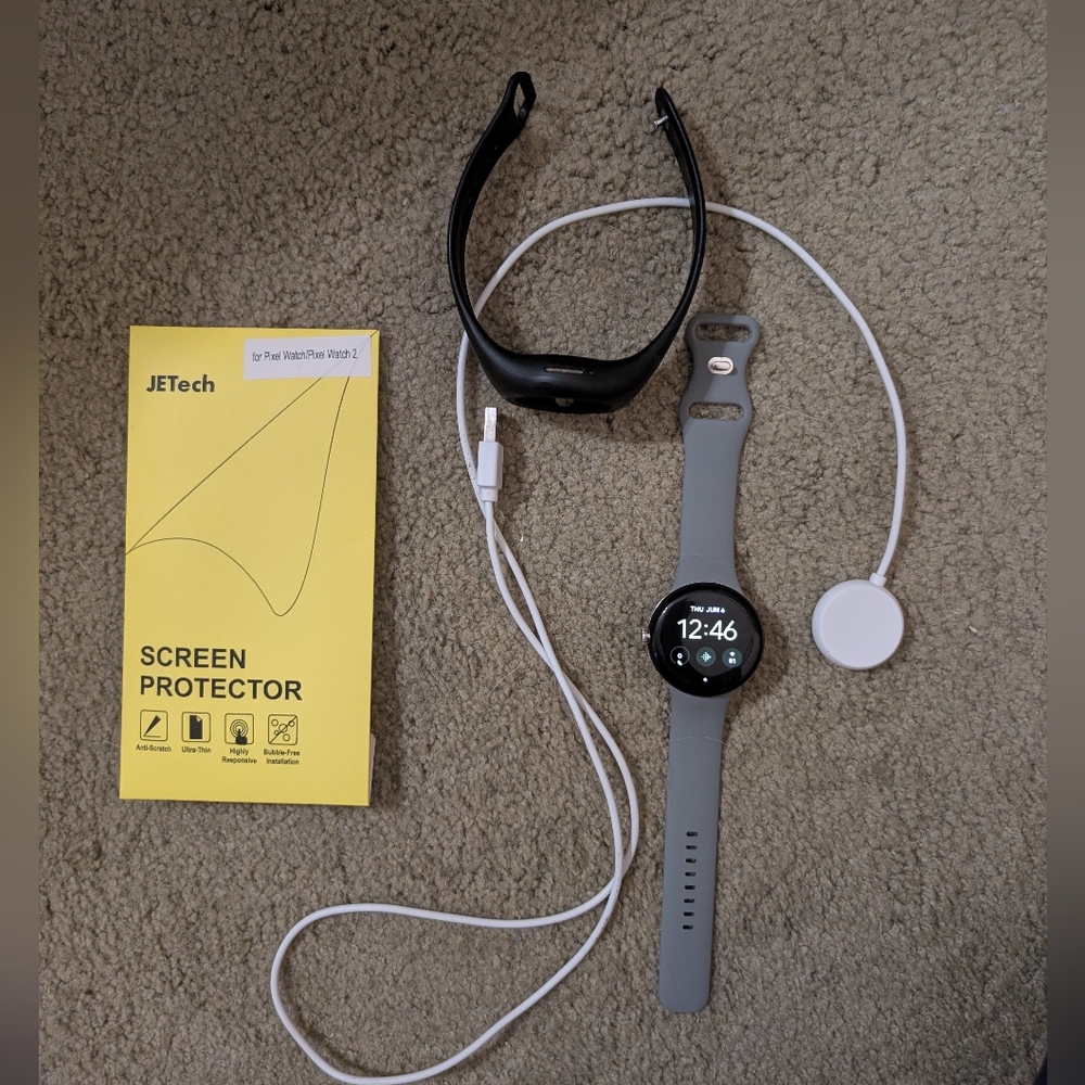 Google Pixel Watch 41mm GPS + WiFi + Bluetooth Watch. Bundle
